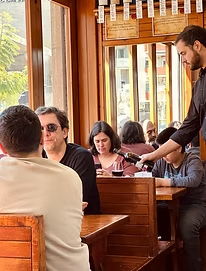 Ambiente de taberna ibérica