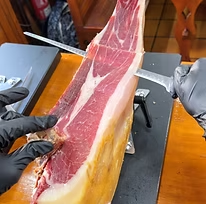 Jamón cortado a cuchillo